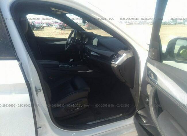 BMW X6 2017, 3.0L, 4x4, uszkodzony przód