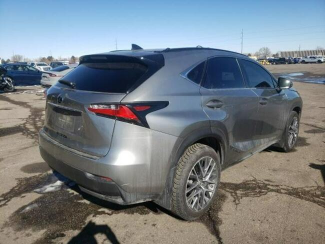 Lexus NX 2015, 2.5L, 4x4, uszkodzony przód