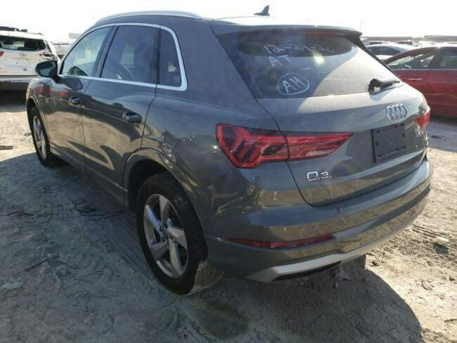 Audi Q3 2019, 2.0L, 4x4, uszkodzony przód