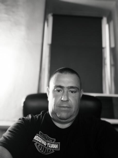 Szukam pracy, stała lub dodatkowa.