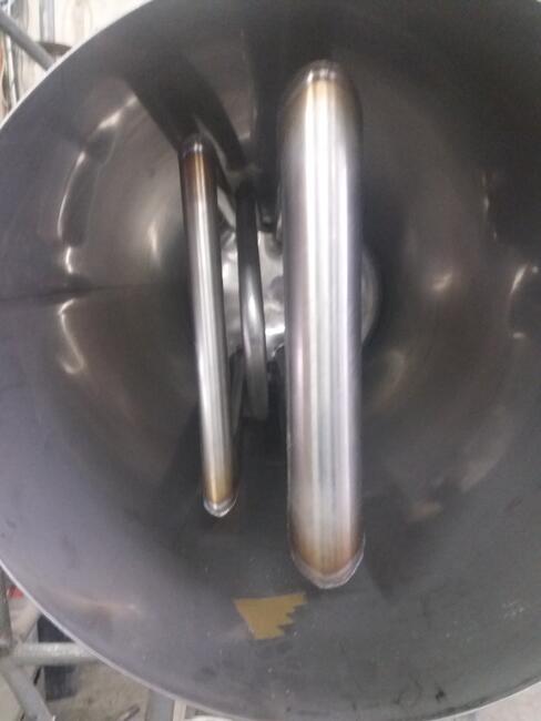 Bojler nierdzewny 150 l ze wzbogaconą wężownicą