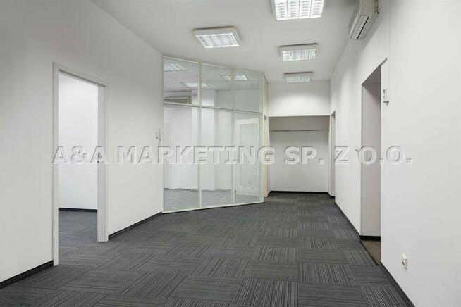 Duże biuro w kamienicy na Piotrkowskiej