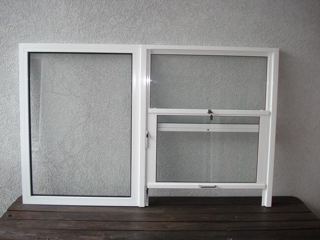 Okno podnoszone do góry do stołówki kuchni