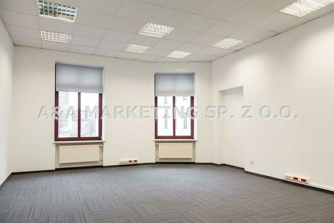 Duże biuro w kamienicy na Piotrkowskiej