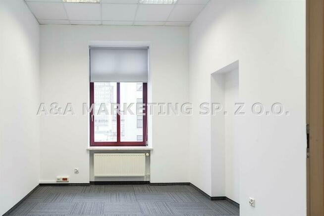 Duże biuro w kamienicy na Piotrkowskiej