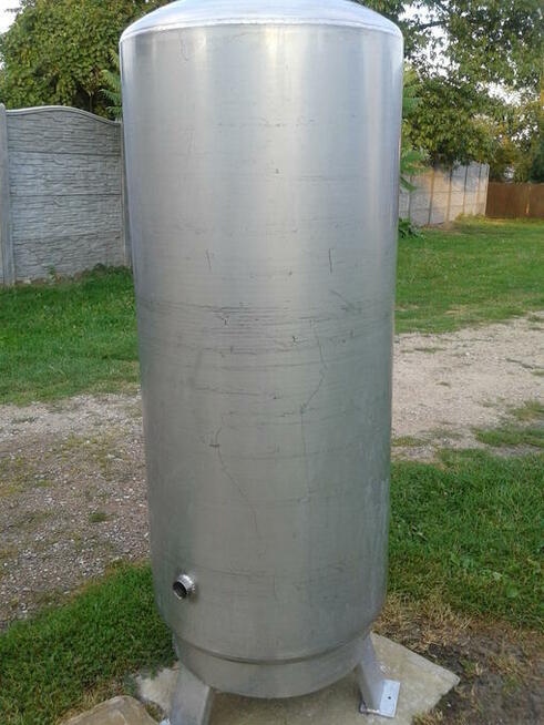 Zasobnik ciepłej wody ze stali nierdzewnej 80 l.