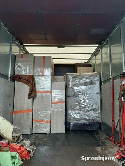 Jak bezpiecznie i niedrogo przetransportować swój majątek?