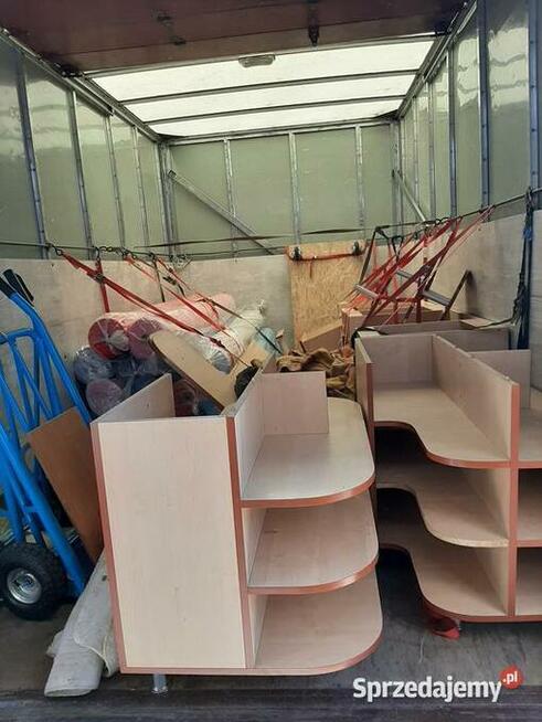 Jak bezpiecznie i niedrogo przetransportować swój majątek?