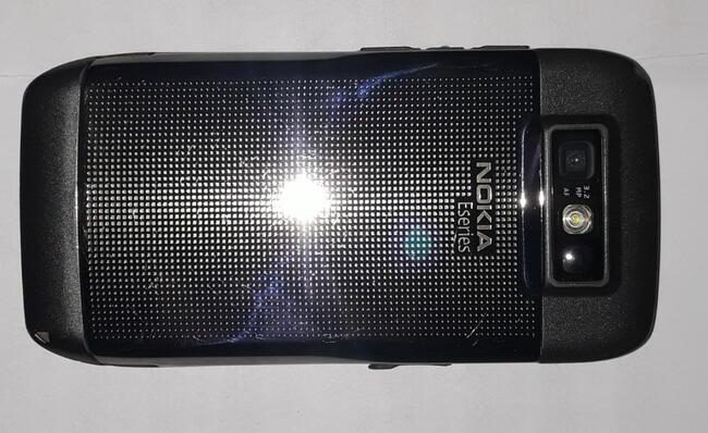Telefon Nokia E71