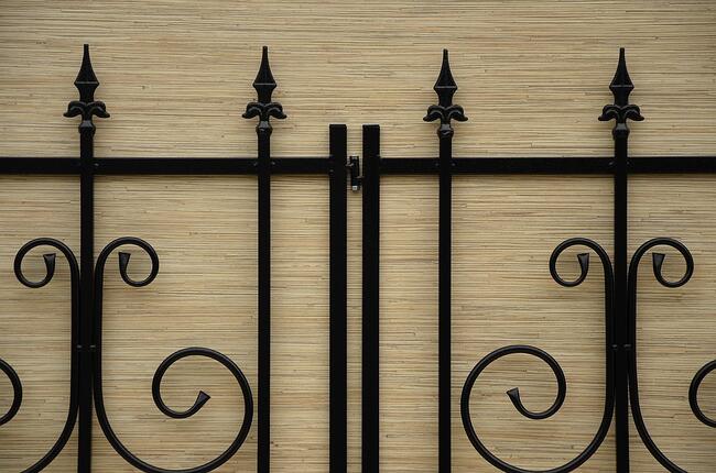 Płotek metalowy ogrodowy palisada 100 x 80 cm ogrodzenie