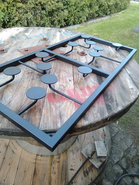 Wieszak w nowoczesnym stylu producent Belsoo