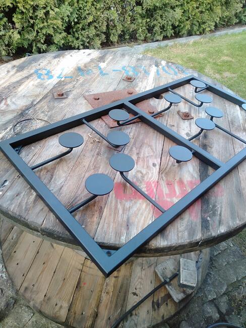 Wieszak w nowoczesnym stylu producent Belsoo