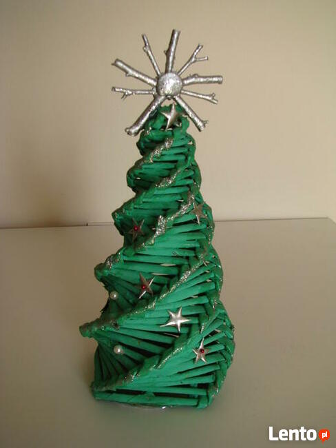 Mała zielona choinka ze srebrnymi dodatkami 26 cm świąteczny