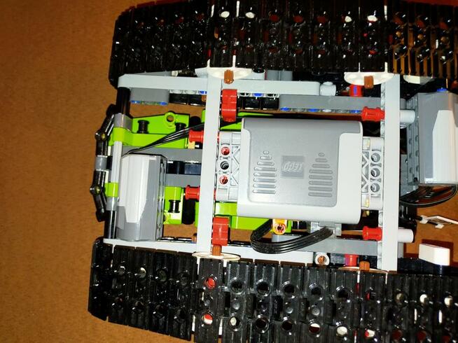 LEGO TECHNIC – 42065 ZDALNIE STEROWANE – NA PILOTA