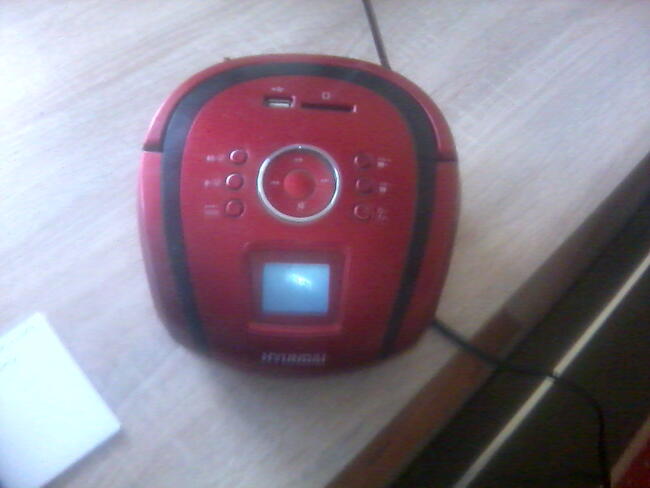 Tanie radio z portem USB i slotem na kartę pamięci