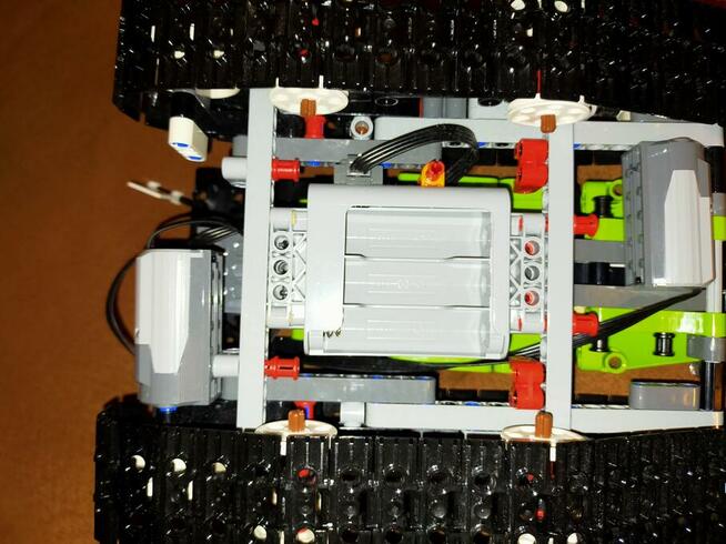LEGO TECHNIC – 42065 ZDALNIE STEROWANE – NA PILOTA