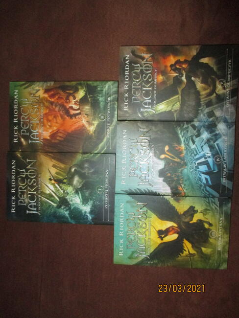 PERCY JACKSON I BOGOWIE OLIMPIJSCY – WSZYSTKIE TOMY