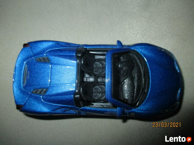 MODEL SAMOCHODU – FERRARI 488 SPIDER
