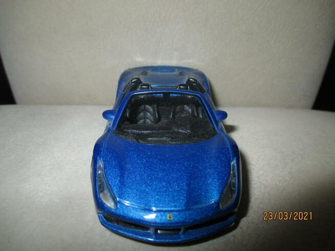 MODEL SAMOCHODU – FERRARI 488 SPIDER