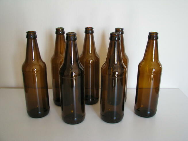 Butelki po piwie – czyste, bez etykiet