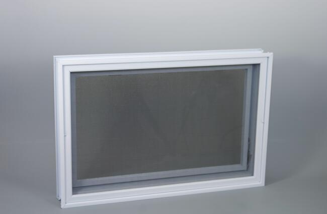 Okno wentylacyjne Went 3/2 do pustaków szklanych luksferów