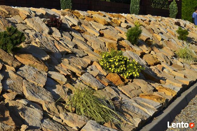 Płaski kamień naturalny ogrodowy