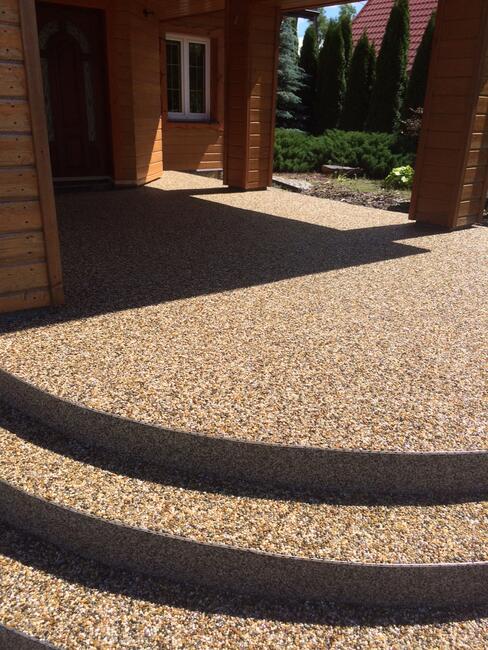 Kamienny Dywan, posadzki żywiczne, balkony, tarasy, schody.