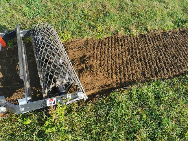 usługi glebogryzarką seperacyjną, przygotowanie terenu, niwel