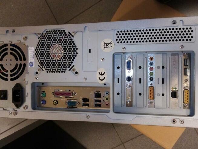 komputer stacjonarny