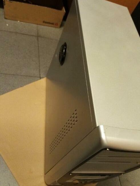 komputer stacjonarny