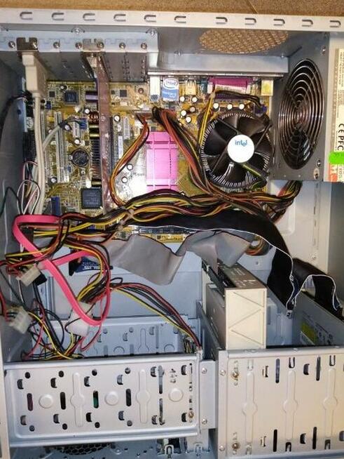 komputer stacjonarny