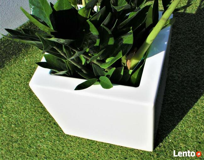 Donice aluminiowe, na wymiar, malowane