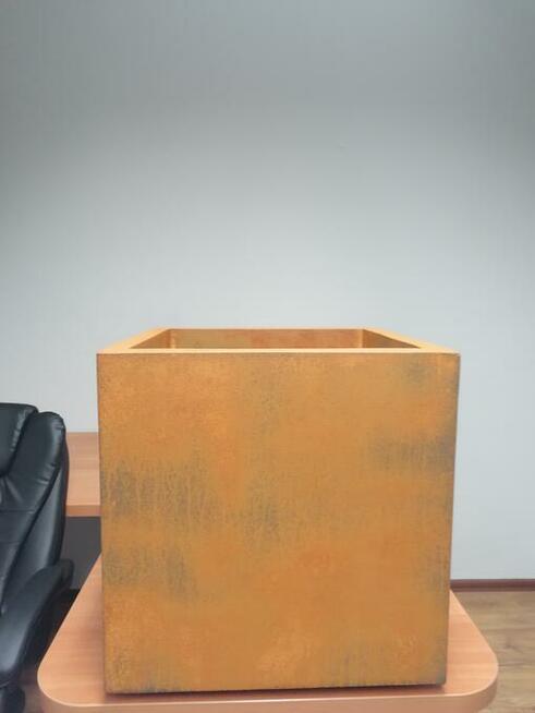 Donice tarasowe, Corten, donice na taras