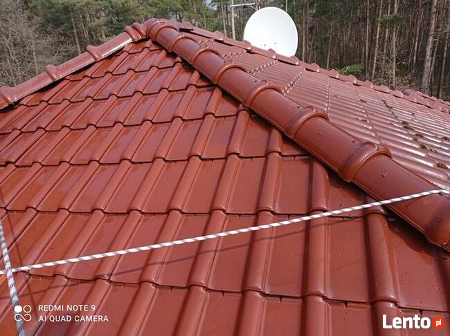 Czyszczenie rynien rur spustowych udrażnianie mycie dachów