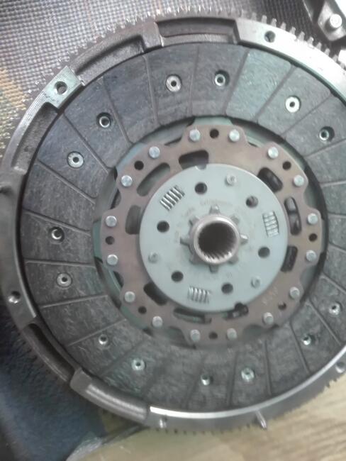 Sprzęgło Dwumasowe SACHS Audi/Pasat Typ M 240 E