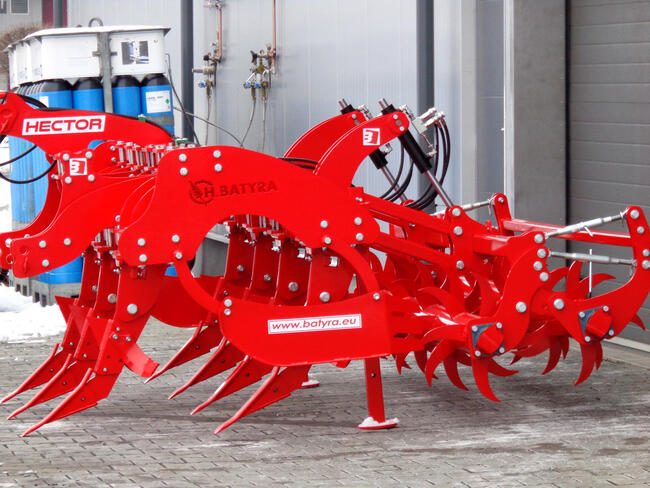 Pług Dłutowy Bezorkowy Głębosz HECTOR - BATYRA Lublin