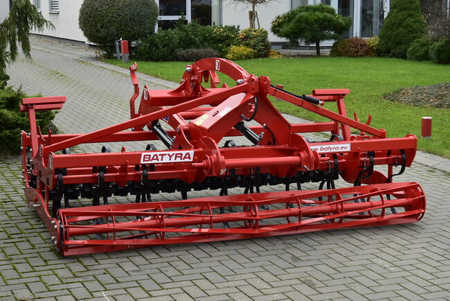Agregat Uprawowo - Siewny - BATYRA Lublin / Model LEW PLUS