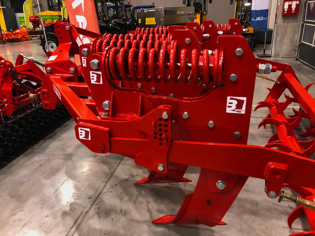 Najmocniejszy Głębosz DIGGER typu Michel - BATYRA