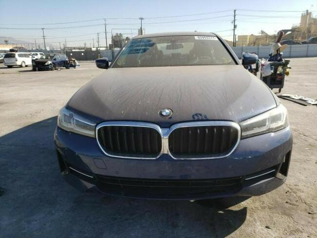 BMW 530 2021, 2.0L hybryda, 4x4, porysowany
