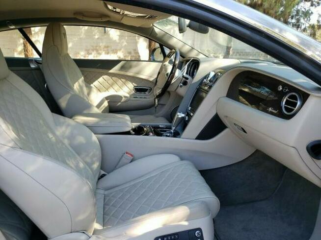 Bentley Continental GT 2017, 6.0L, 4x4, porysowany