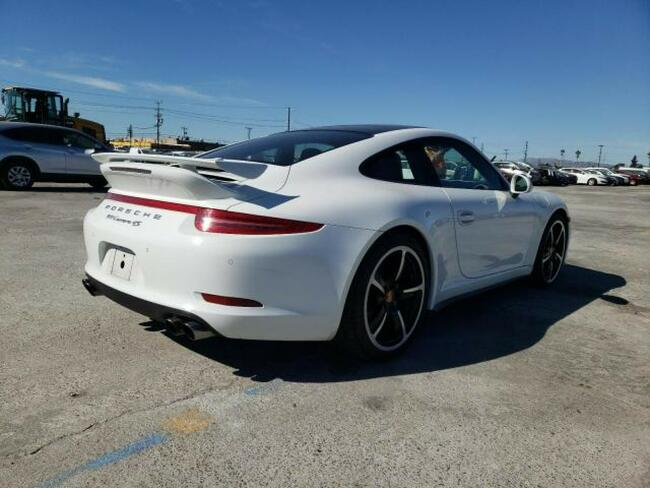 Porsche 911 Carrera S, 2015, 3.8L, porysowany lakier