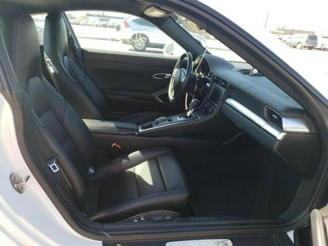 Porsche 911 Carrera S, 2015, 3.8L, porysowany lakier