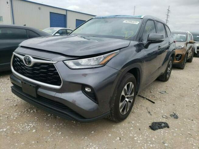 Toyota Highlander 2020, 3.5L, XLE, po gradobiciu