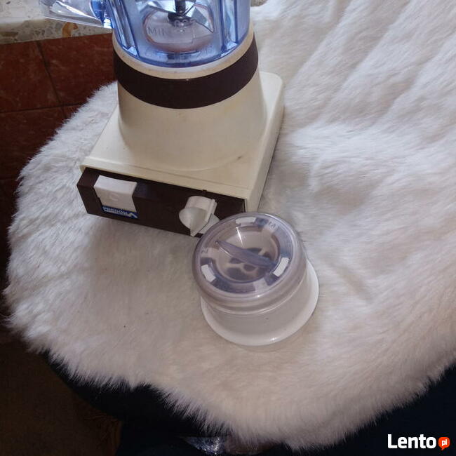 Mini robot kuchenny z czasów PRL