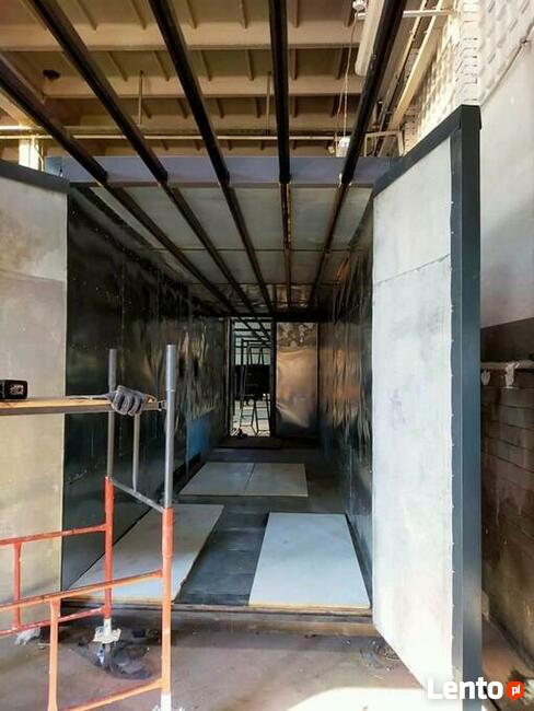 Piec do polimeryzacji farb proszkowych, Lakiernia proszkowa