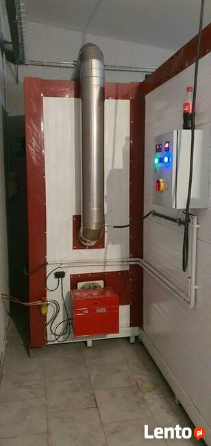 Piec do polimeryzacji farb proszkowych, Lakiernia proszkowa