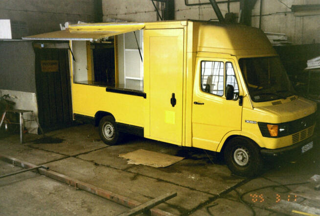 przebudowy samochodów na FoodTrucki