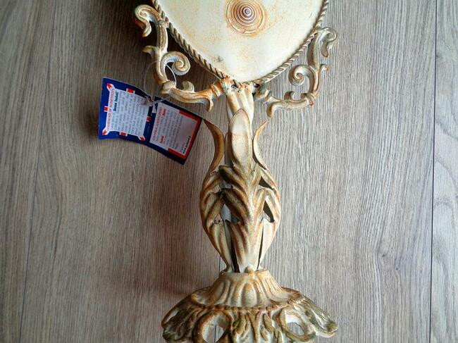 Sprzeda wazon metalowy - w kolorze ecru