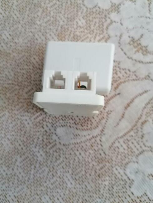 Gniazdo telefoniczne pojedyncze Rj-11