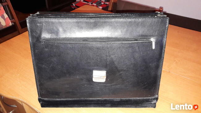 Sprzedaje telewizor SAMSUNG i daje teczkę skórzaną